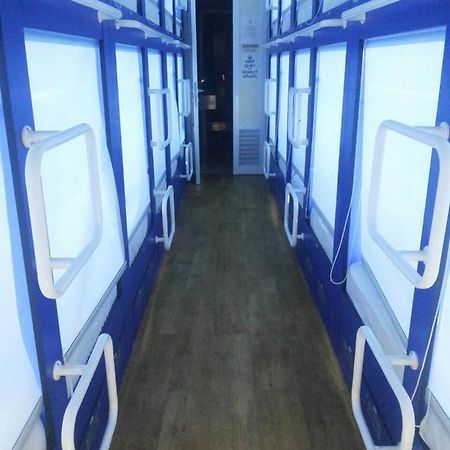 Qb Sleep Capsule Hotel Кута Екстер'єр фото