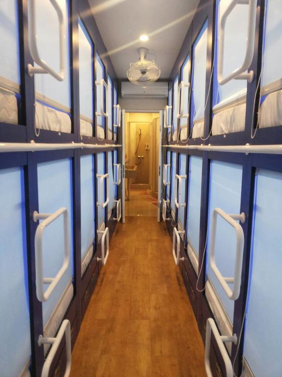 Qb Sleep Capsule Hotel Кута Екстер'єр фото