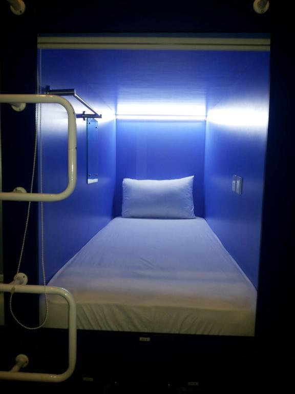 Qb Sleep Capsule Hotel Кута Екстер'єр фото
