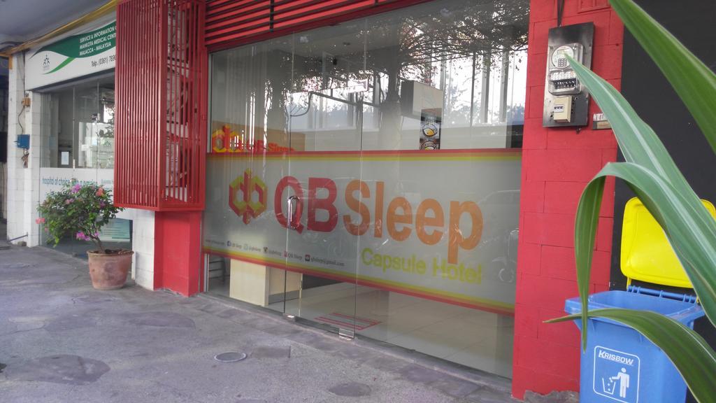 Qb Sleep Capsule Hotel Кута Екстер'єр фото