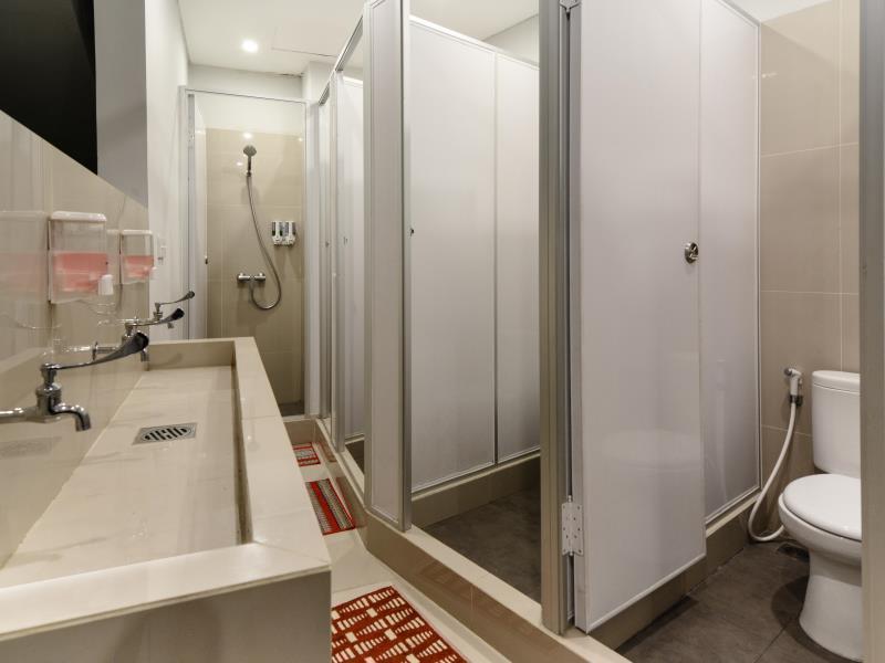 Qb Sleep Capsule Hotel Кута Екстер'єр фото